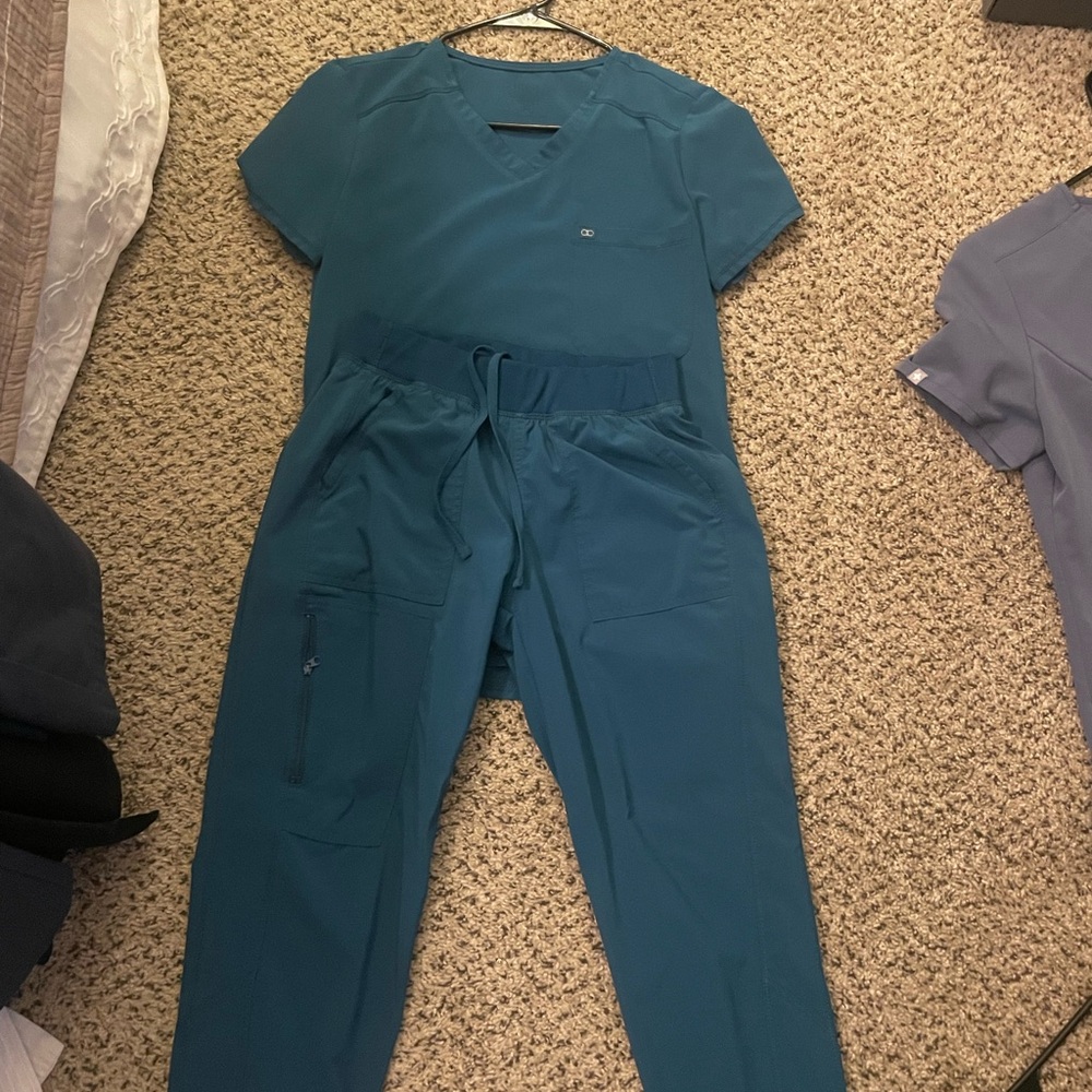 Caribbean blue allura scrubs